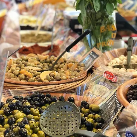 Les Cyclades Hotell *